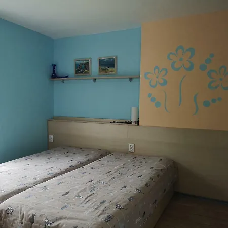 Apartment Sea Garden